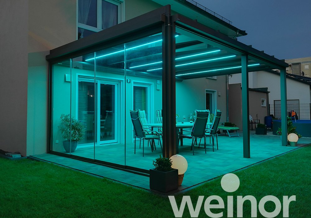Toit de terrasse cubique en verre weinor Terrazza Pure avec bandes LED couleur