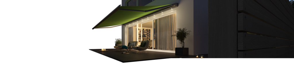 Terrasse avec une surplomb en verre, un auvent vert et une ambiance nocturne avec des lumières douces. Terrasse avec une surplomb en verre, un auvent vert et une ambiance nocturne avec des lumières douces.