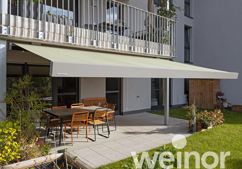 Store cubique également pour les petites terrasses  