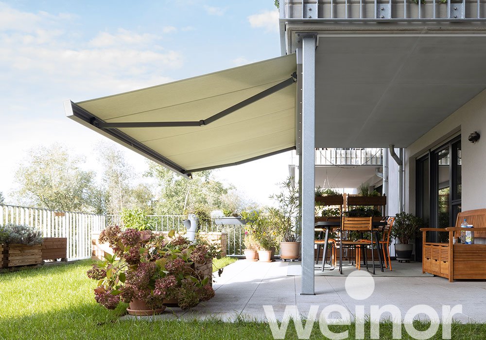 Store cubique également pour les petites terrasses  
