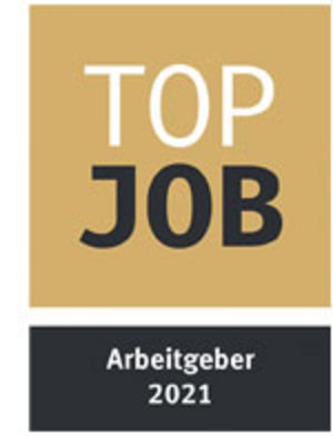 Logo avec un fond doré et un texte noir, comportant les mots « TOP JOB » et « Arbeitgeber 2021 ».